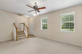 Photo #6: 21308853 Listing 