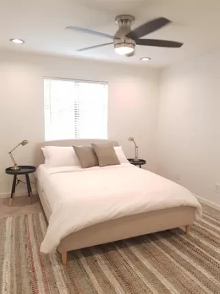 Photo #6: 21309075 Listing