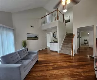 Photo #5: 21309214 Listing