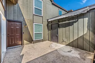 Photo #3: 21309757 Listing