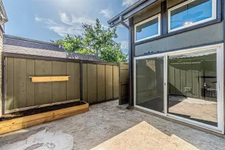 Photo #5: 21309757 Listing