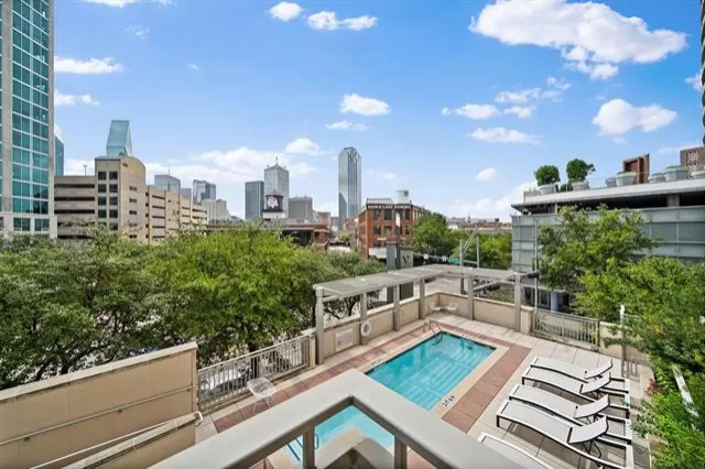 MLS: 21309946 Condo For Sale