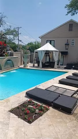 Photo #3: 21310020 Listing