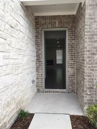 Photo #4: 21310289 Listing 