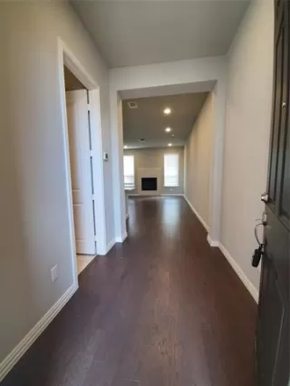 Photo #5: 21310289 Listing 