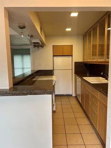MLS: 21310622 Condo For Sale