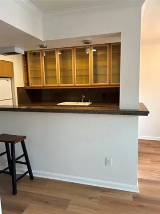 Photo #4: 21310622 Listing 