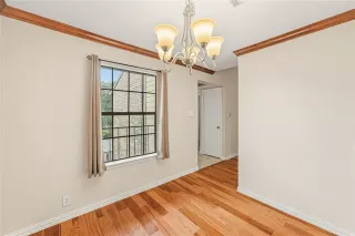 Photo #5: 21310769 Listing 