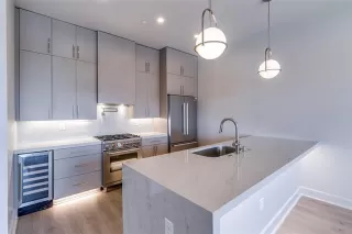 Photo #2: 21310833 Listing