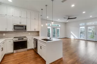 Photo #4: 21311146 Listing 