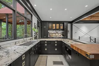 Photo #4: 21311607 Listing 