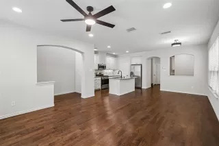 Photo #5: 21311954 Listing 