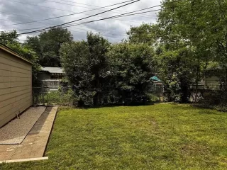 Photo #4: 21312025 Listing 