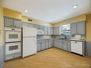 Photo #3: 21312277 Listing 