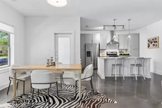 Photo #3: 21312626 Listing 