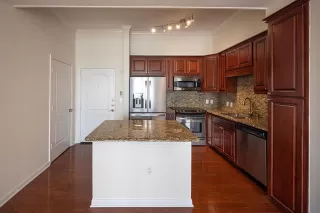Photo #6: 21312964 Listing 