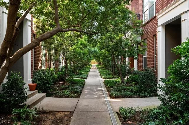 MLS: 21312994 Condo For Sale