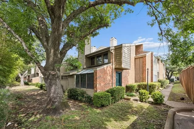 MLS: 21313267 Condo For Sale