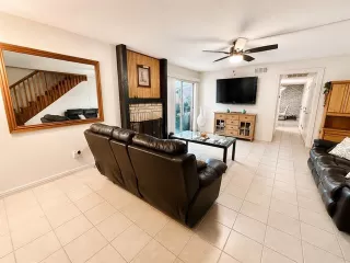 Photo #5: 21313901 Listing 