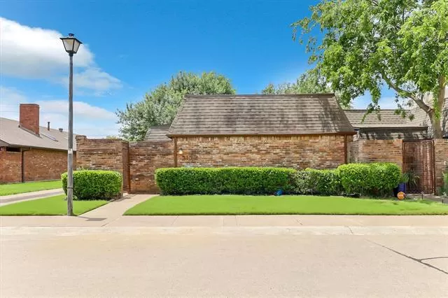 MLS: 21314047 Condo For Sale
