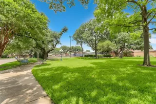 Photo #2: 21314047 Listing 