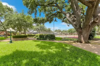 Photo #4: 21314047 Listing 