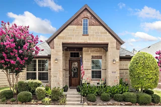 MLS: 21314401 Condo For Sale