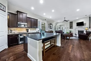 Photo #6: 21314401 Listing 