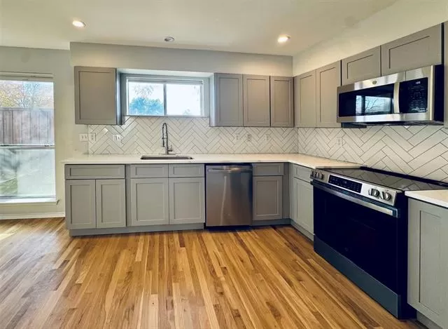 MLS: 21314865 Condo For Sale