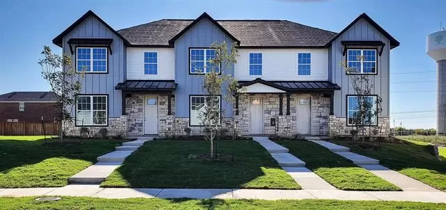 MLS: 21315511 Condo For Sale