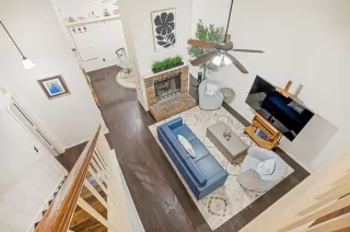 Photo #4: 21316090 Listing 