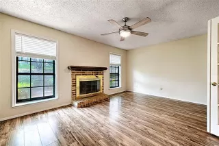 Photo #3: 21316766 Listing 