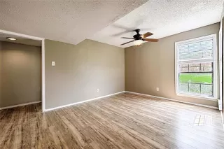 Photo #6: 21316766 Listing 