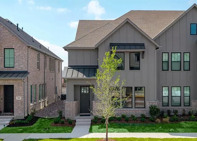 MLS: 21318230 Condo For Sale