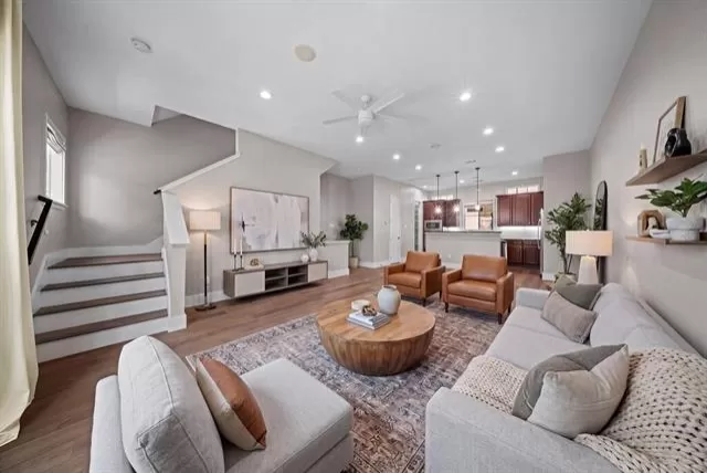 MLS: 21318898 Condo For Sale