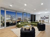 More Details about MLS # 20409112 : 3130 N HARWOOD STREET #1906