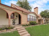 More Details about MLS # 20424682 : 2023 CLUBVIEW DRIVE