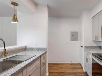 More Details about MLS # 20562330 : 5003 SKILLMAN STREET #109