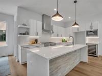 More Details about MLS # 20916144 : 3612 N SAN JACINTO AVENUE #106